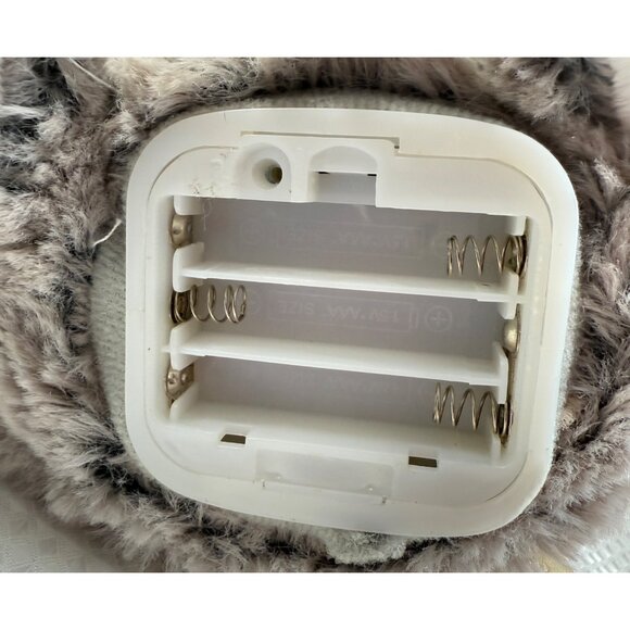 Dancing Singing Easter Bunny DanDee Collectors Choice Plush Toy With Carrot 12" - Picture 7 of 8